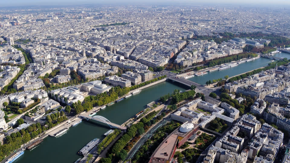 Paris vu du ciel, la Seine et ses ponts